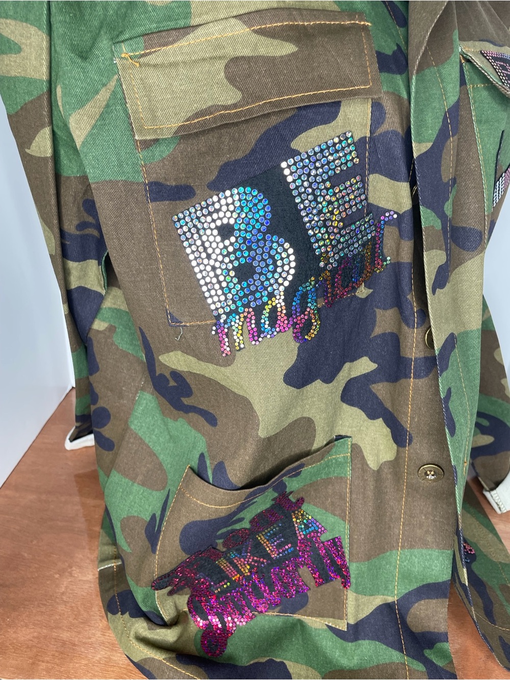 Custom Camo Embellished Butterfly Patch Jacket - Multicolor - Picture 5 of 5